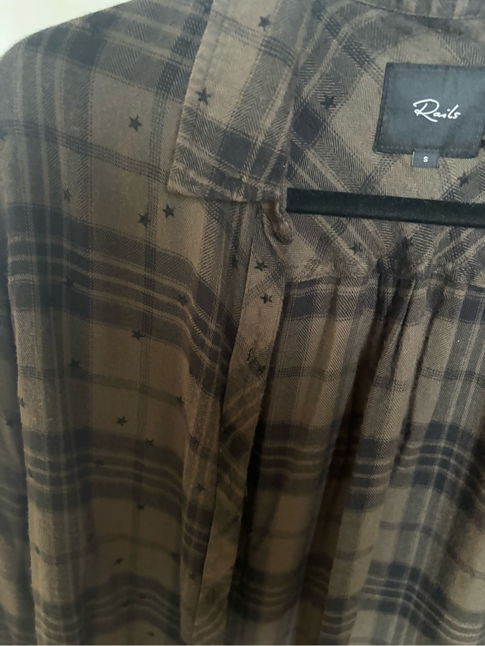 Rails button down - Picture 2 of 6